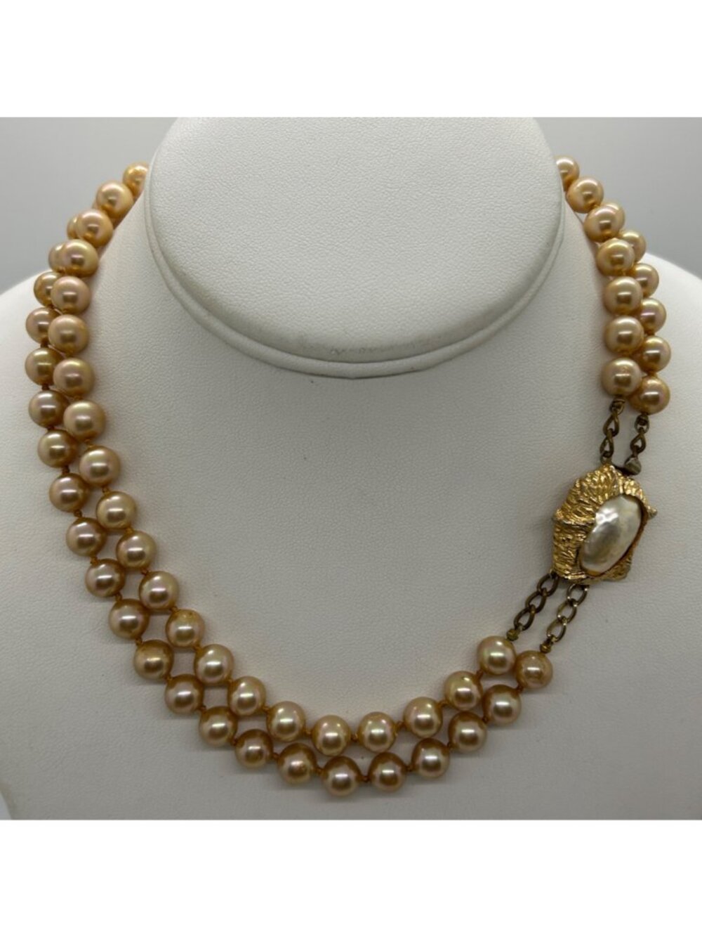 Vintage Marvella Double-Strand Glass Pearl Necklace With Ornate Gold-Tone Clasp - Picture 5 of 15